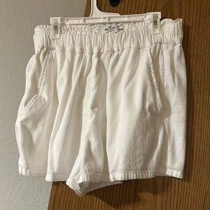 Hollister high rise linen shorts